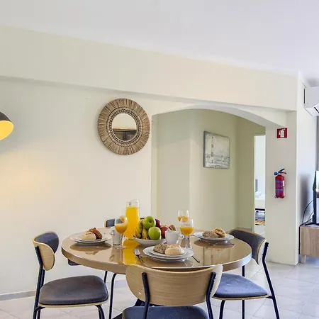 Apartment #411 Sunny 1br Near The Albufeira
