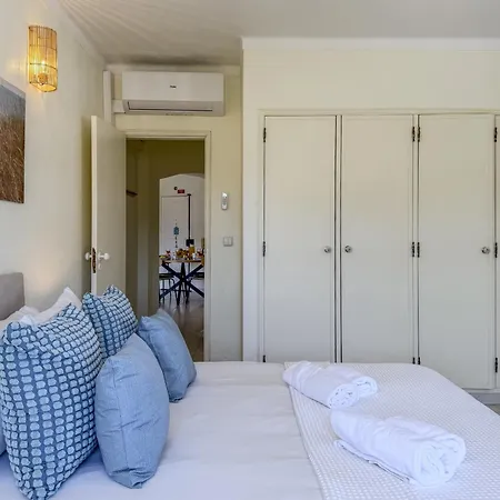 #411 Sunny 1br Near The Apartment *